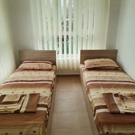Pensionat Къща За Гости Мими Achtopol